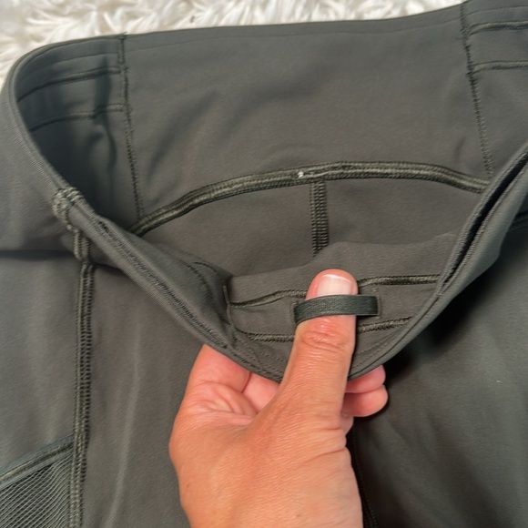 Lululemon Speed Up Tight *Mesh 28" Camo Green - Picture 3 of 8